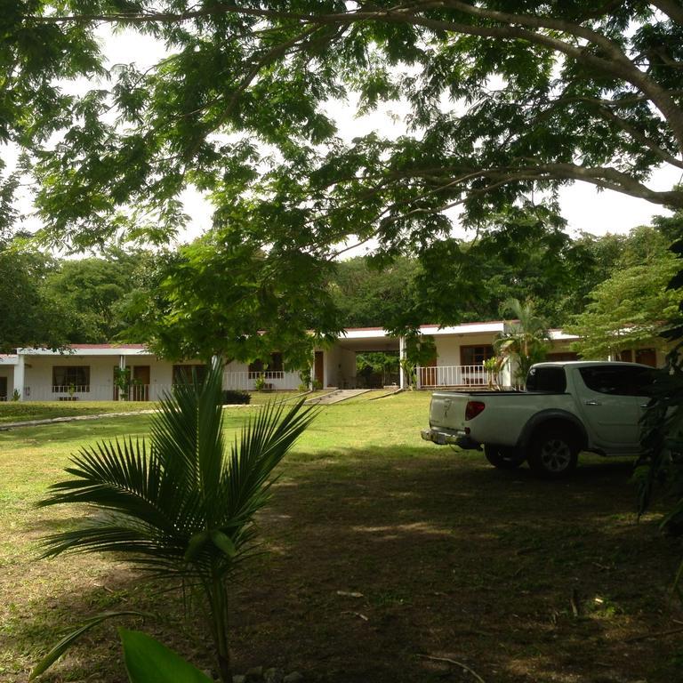 Hotel Villas Magen El Remate Exterior foto